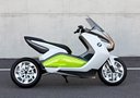 BMW Koncept-E maxi-scooter 
