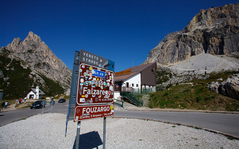 Najpreplnenejšie sedlo v Dolomitoch - Passo Falzarego
