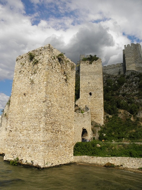 Pevnosť Golubac