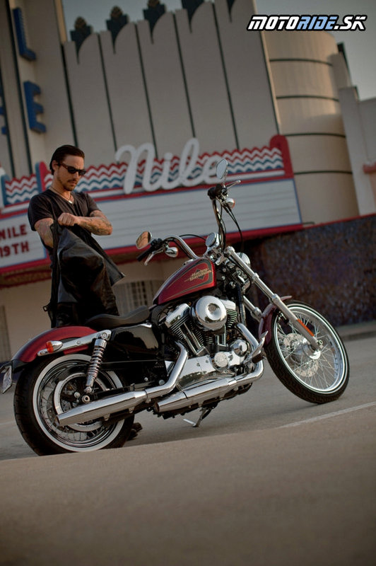 Harley-Davidson XL1200V Sportster Seventy-Two 2012
