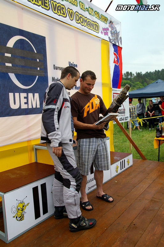 Odovzdanie fan trofeje Dakar Štefanovi Svitkovi - Domaniža 2012
