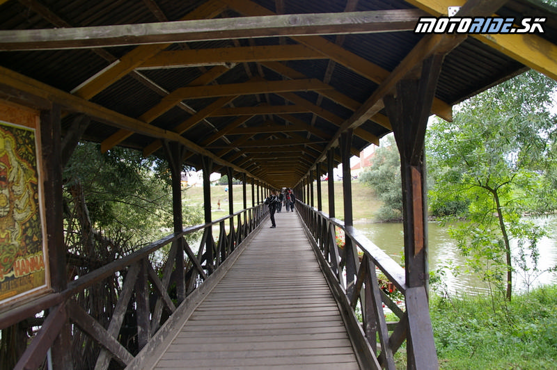 Motoride Stretko 2012 - drevený most Kolárovo