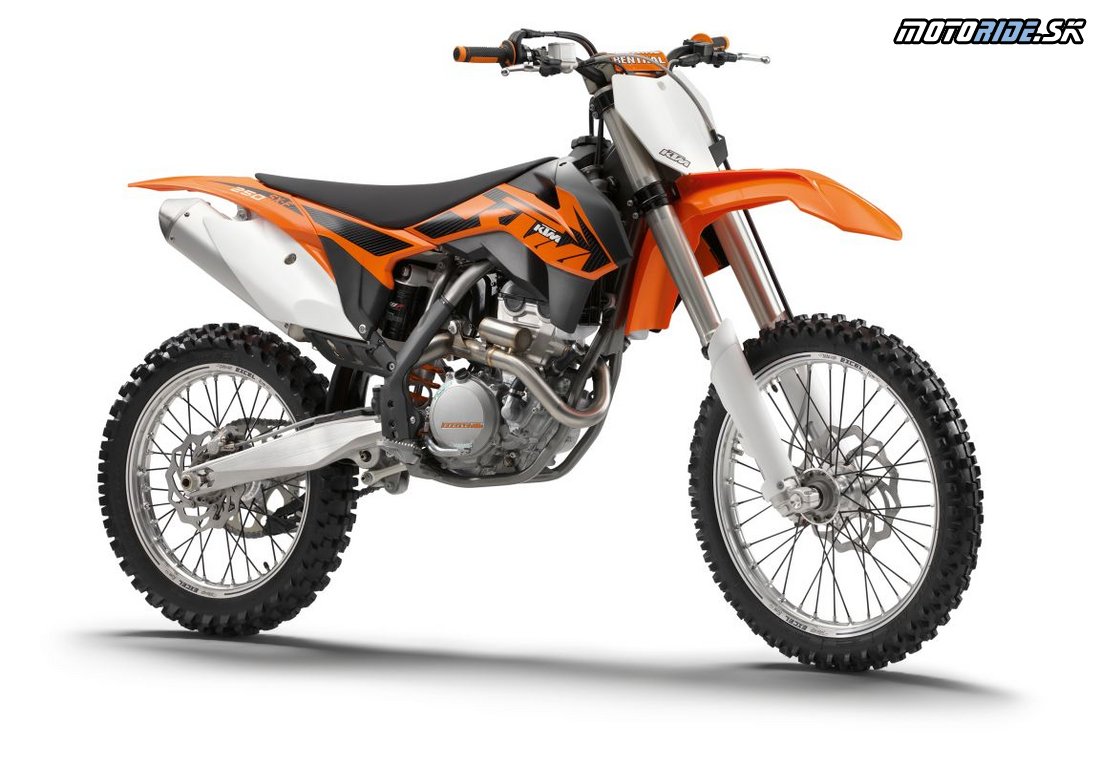 250_SX-F_right front