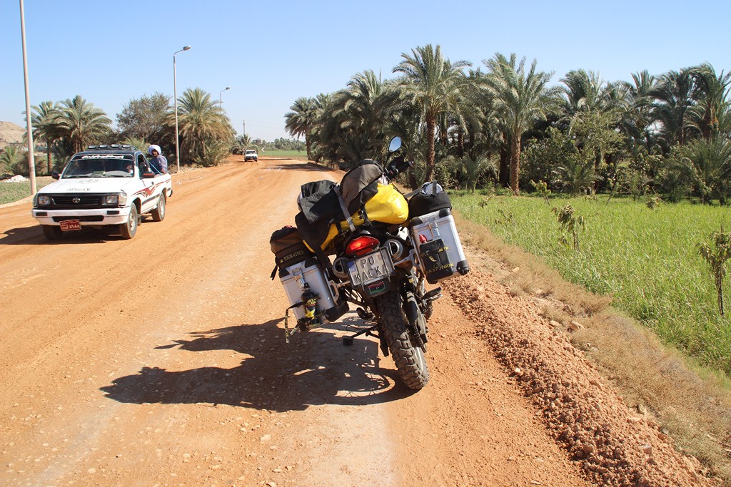 Moto Girl Trip - Egypt - Hurghada - Luxor - smer Sudán