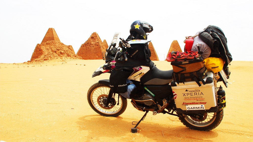 Moto Girl Trip - Karima, Sudán