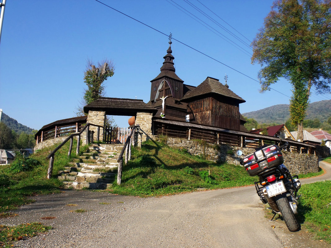 Ruský Potok - drevený kostolík