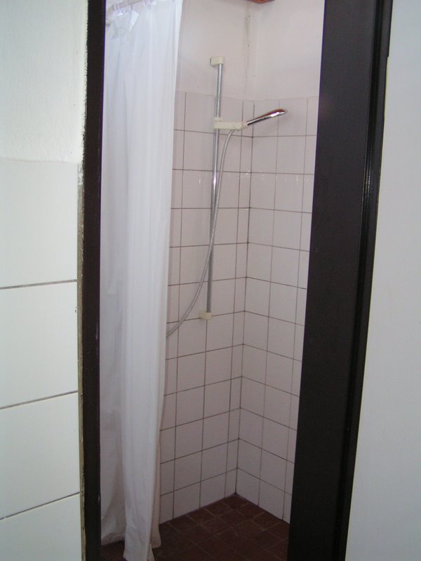 Penzión Pltník, sprchy v kempe sú čisté...