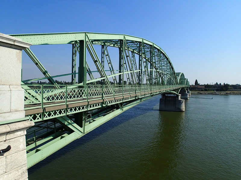 Most cez Dunaj
