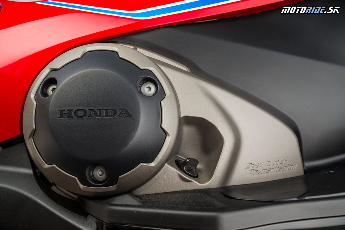 Test Honda Integra 750 2014