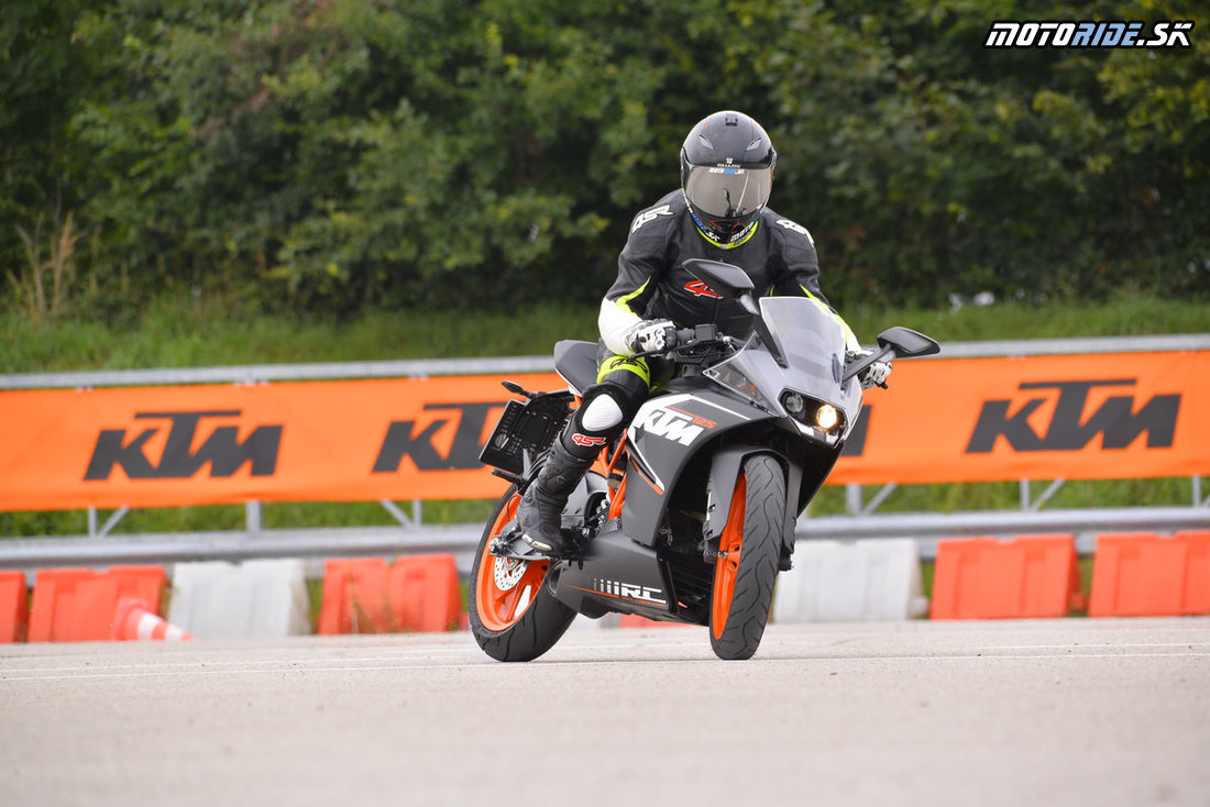 KTM RC125 2015