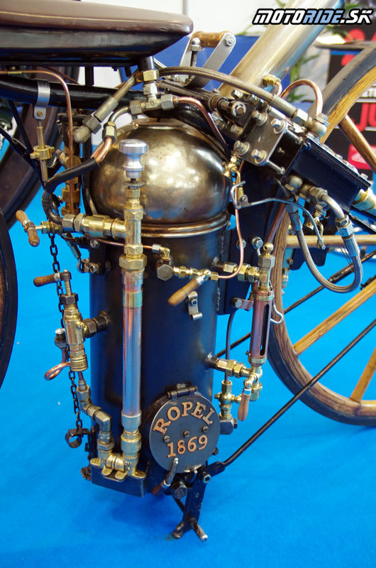 Parný kotol - Prvý parný motocykel na svete, Sylvester Howard Roper, 1867-1869 - replika originálu