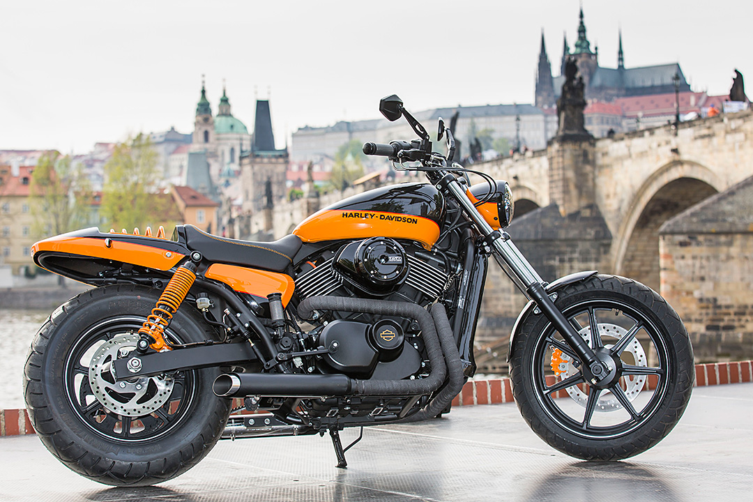 Harley-Davidson Dark Custom Party 2015 - Prešov