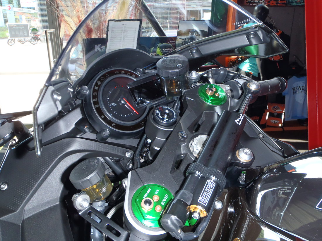 Kawasaki NINJA H2 2015 už na predajni Motoshop Žubor Banská Bystrica