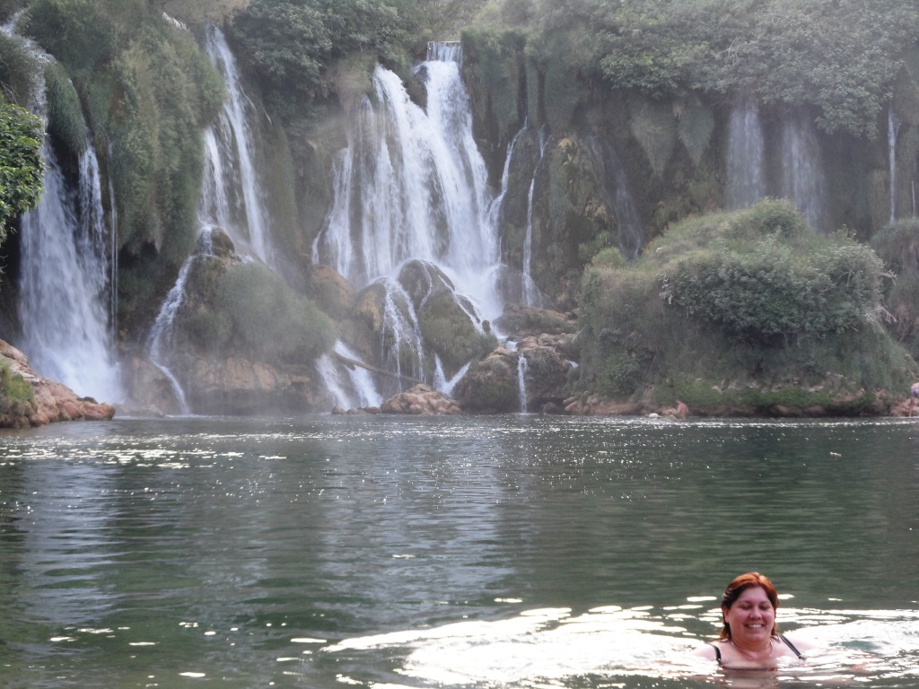 Bosna a Herzegovina - vodopády Kravica