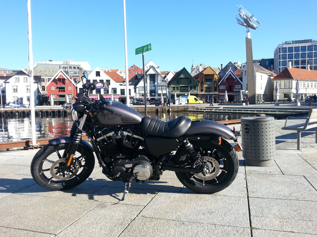 Harley-Davidson Iron 883, 2016