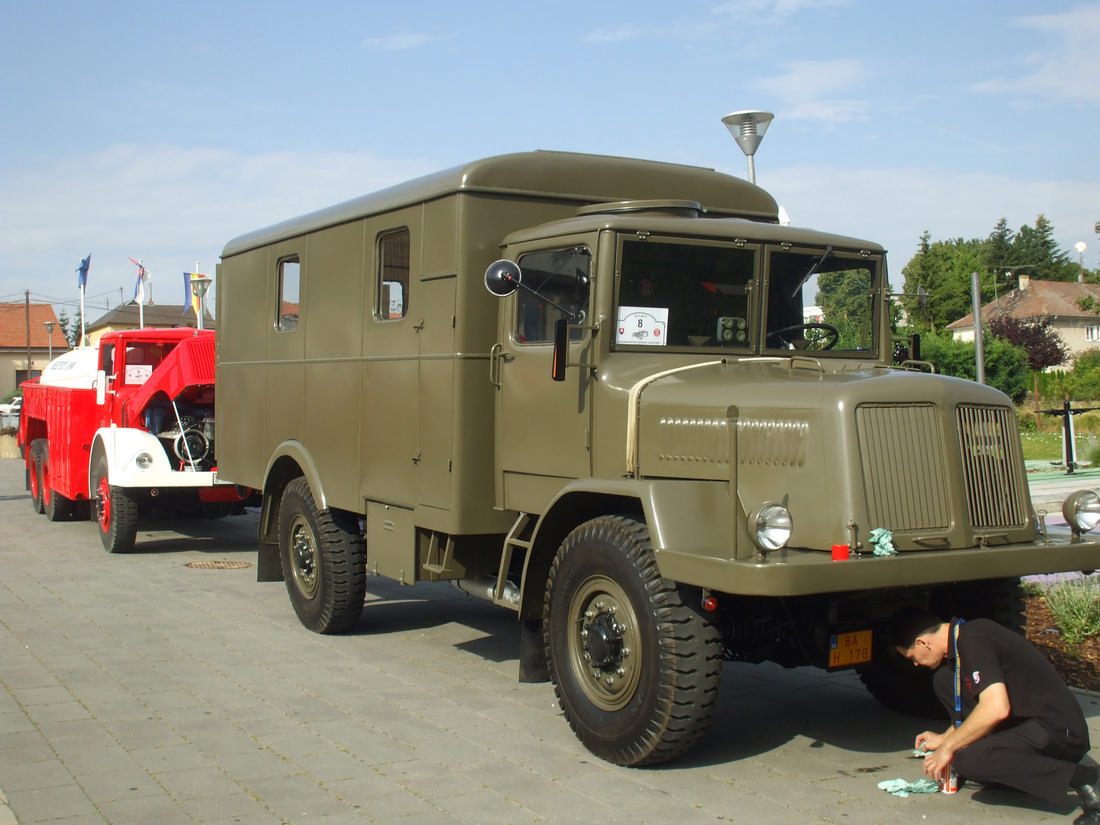  vojenská dvojnápravová maringotka Tatra