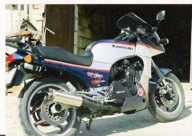 Kawasaki GPZ 900 R 1988