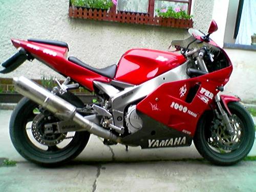 Yamaha FZR 1000 (škrtená verzia 74.60 kW) 1991