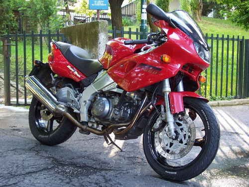 Yamaha SZR 660 1998