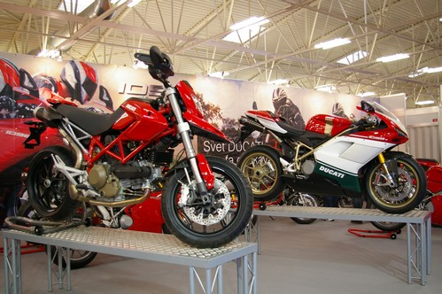  Ducati Hypermotard a 999 S Tricolore