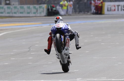  Jorge Lorenzo sa o jediný bod ujal vedenia v šampionáte MotoGP