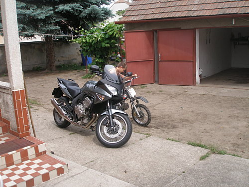  CBF 600S