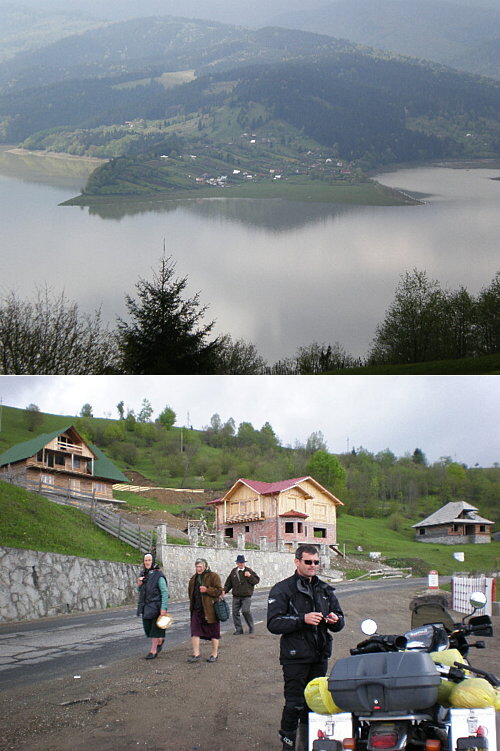  Jazero Bicaz dlhé 35 km a krátka pauza nad priehradou Bicaz