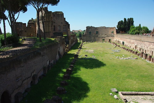  Forum Romanum.