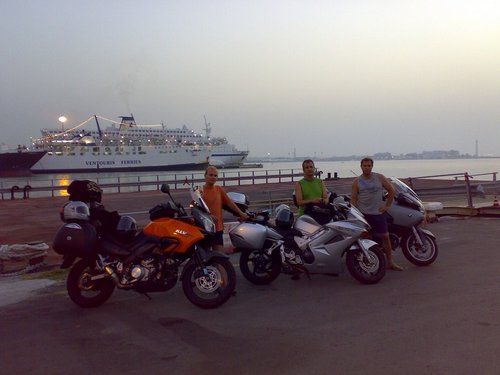  Prístav v Bari