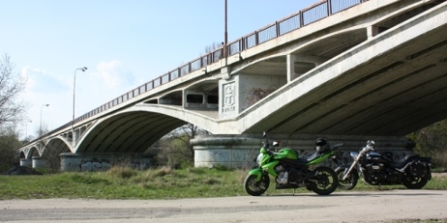  Most v Seredi