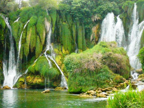  Bosna a Hercegovina –  vodopády Kravice