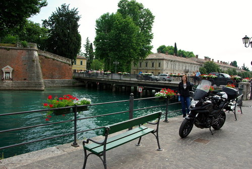  Peschiera, mini prístav.